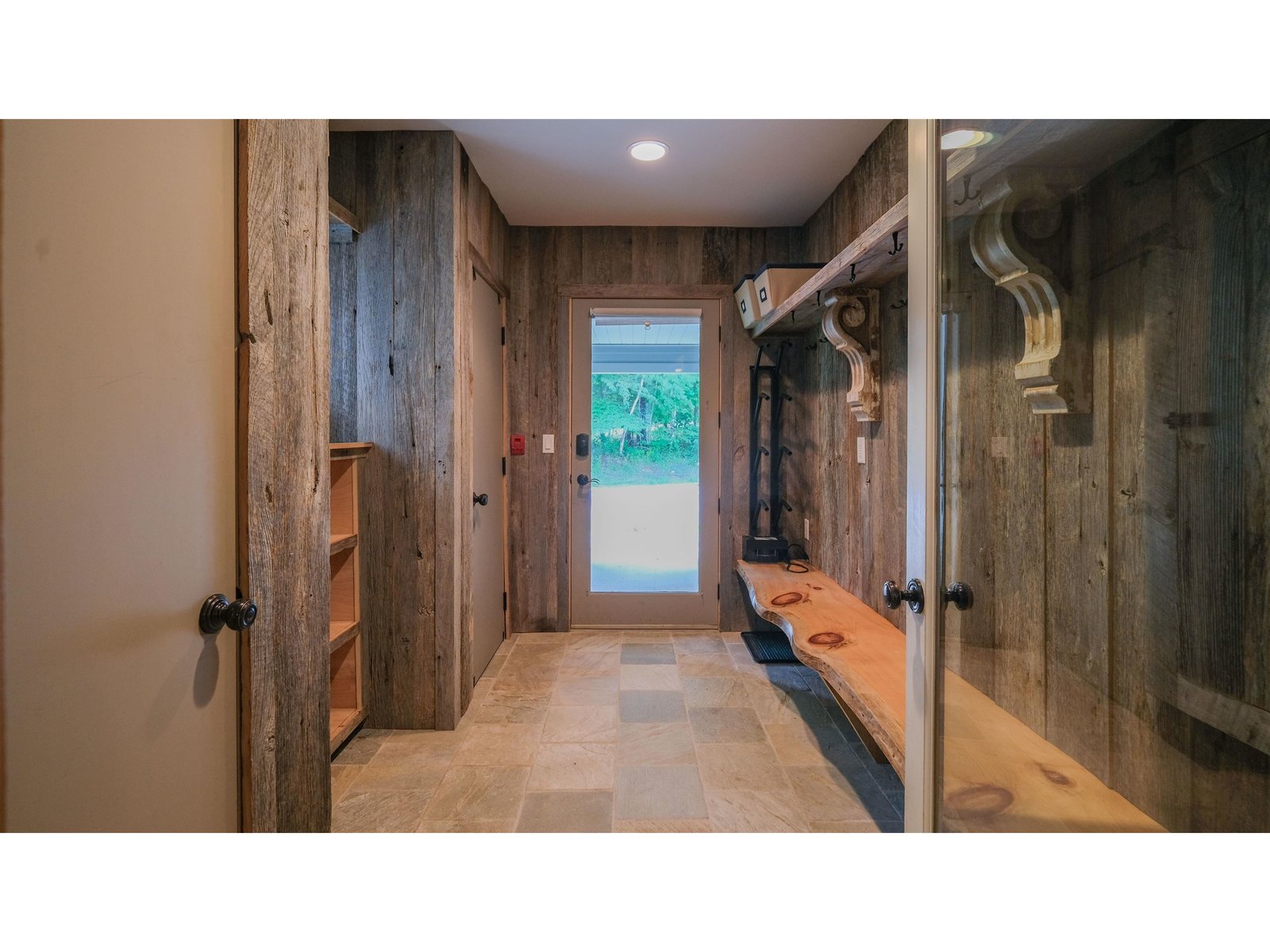 24 Ledgewood Road, Unit B2/B6 GR