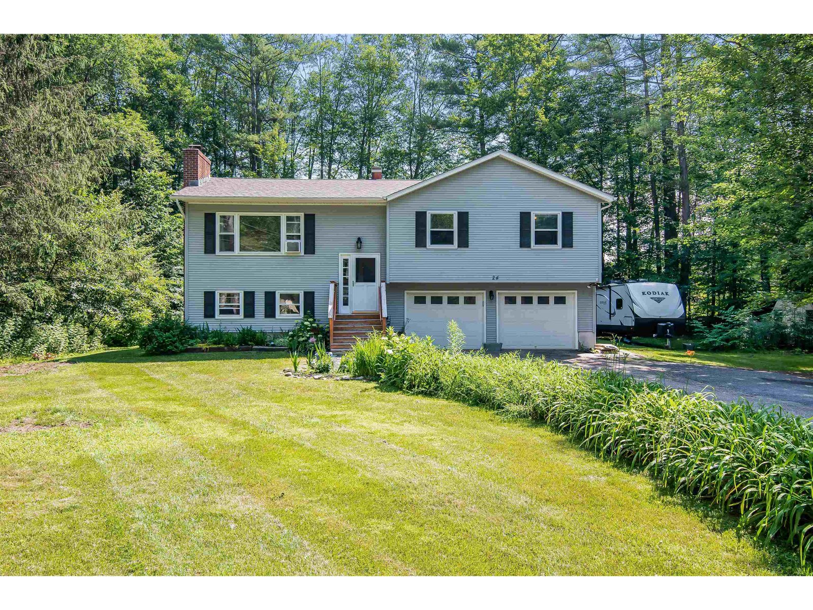 24 Logwood Circle