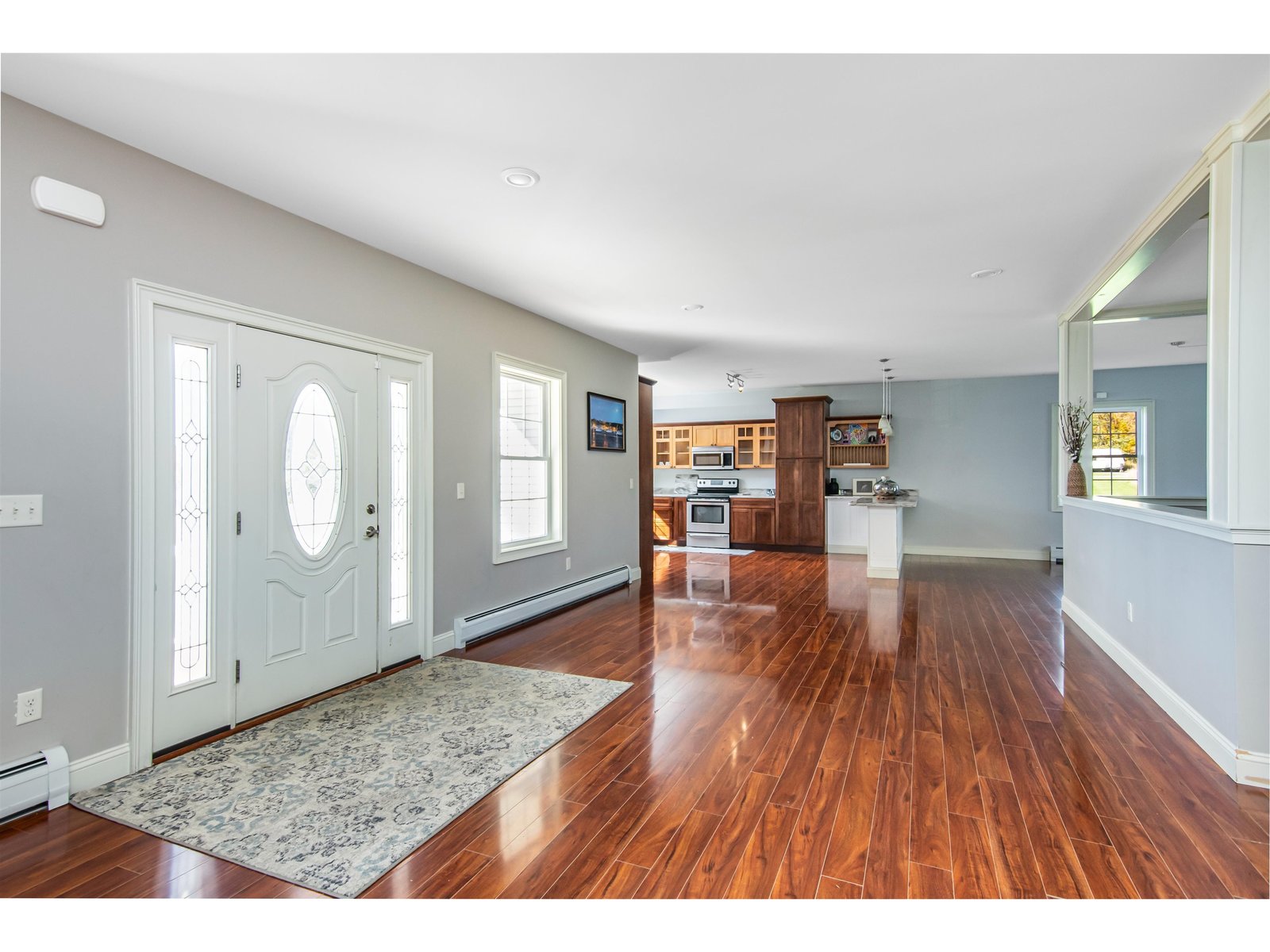 24 Lukes Place Road