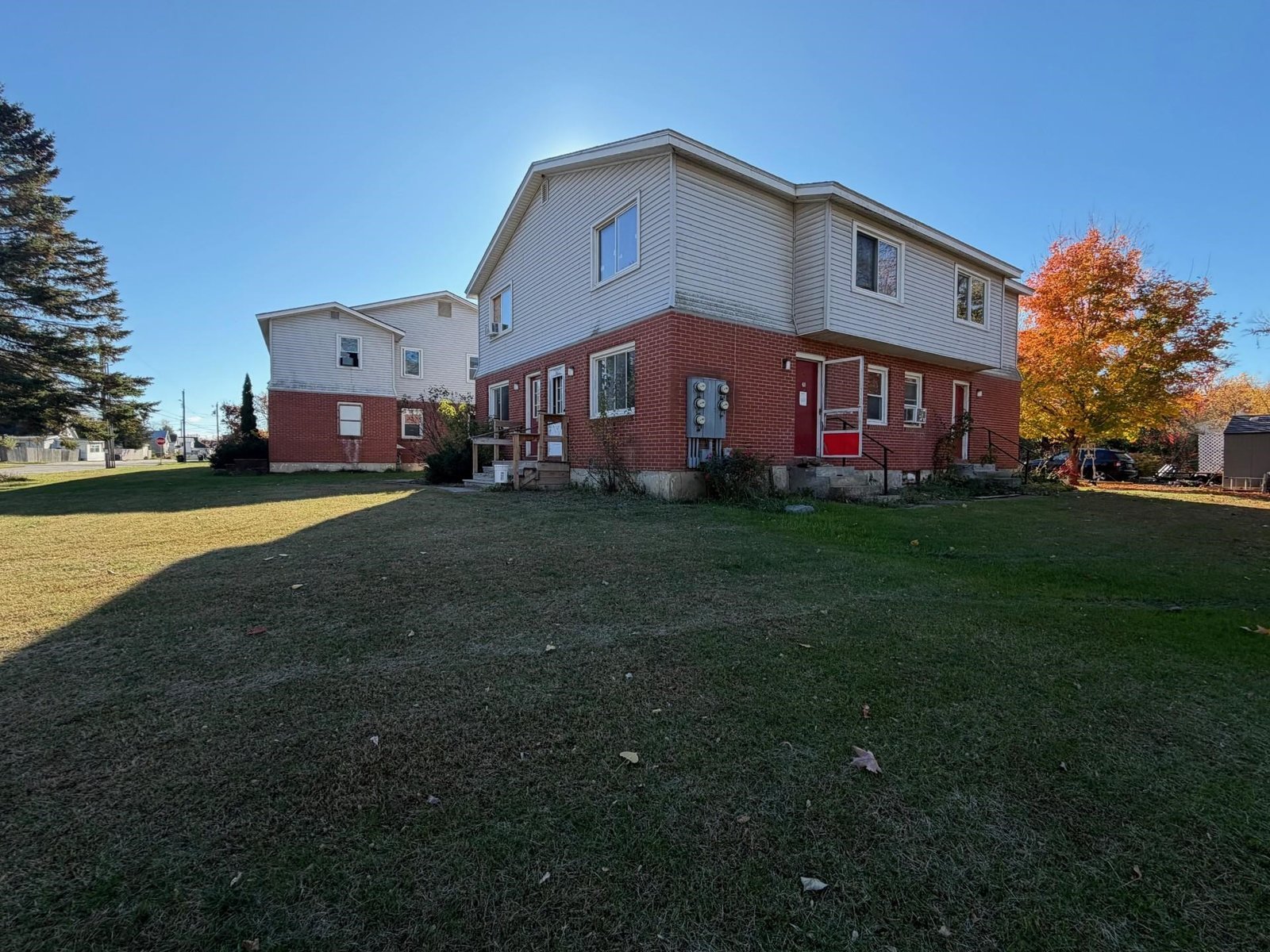 24 Maple Street