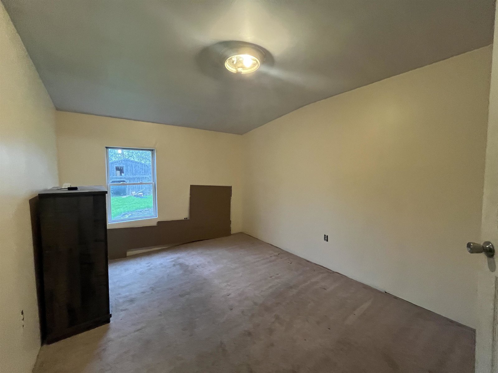 24 Pearl Ave Extension