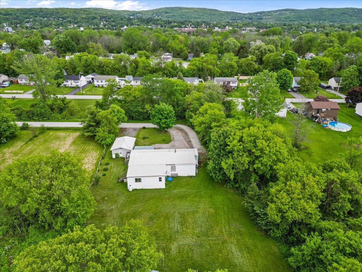 24 Pearl Ave Extension