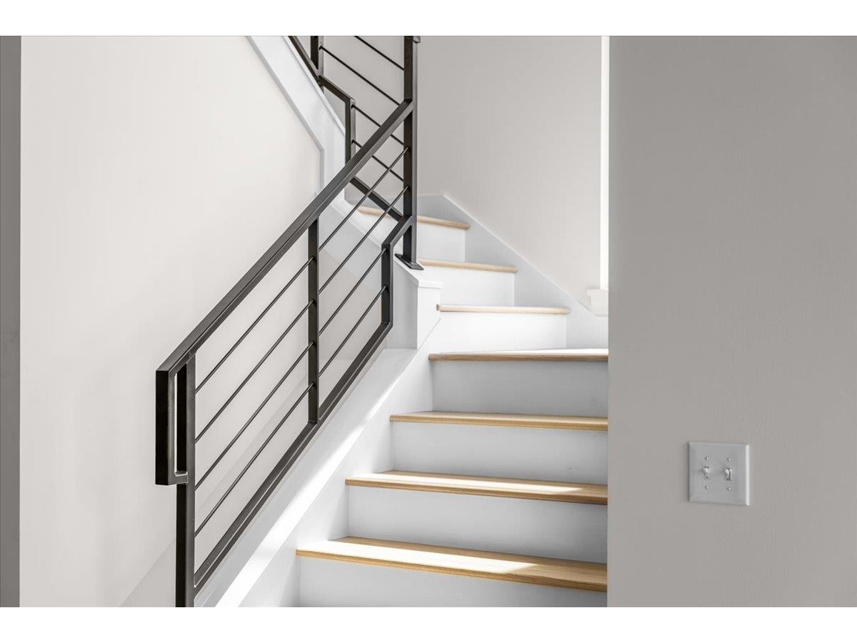 24 River's Edge Lane, Unit 2