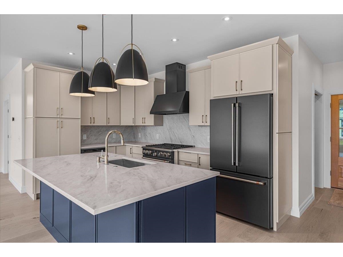 24 River's Edge Lane, Unit 2