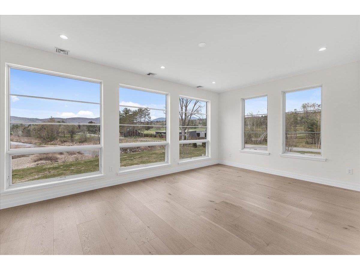 24 River's Edge Lane, Unit 2