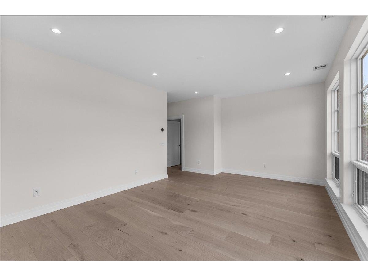 24 River's Edge Lane, Unit 2