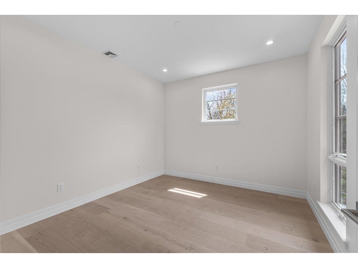 24 River's Edge Lane, Unit 2