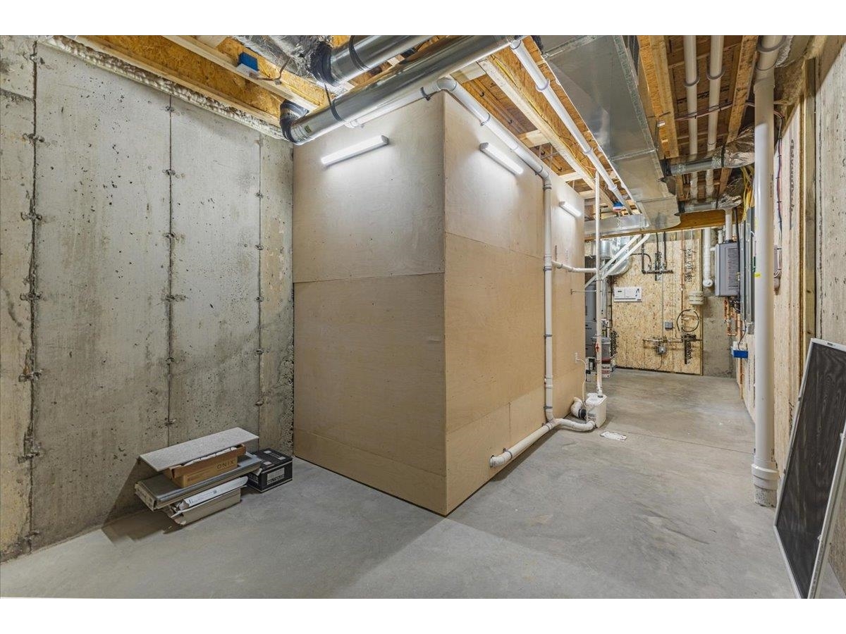 24 River's Edge Lane, Unit 2
