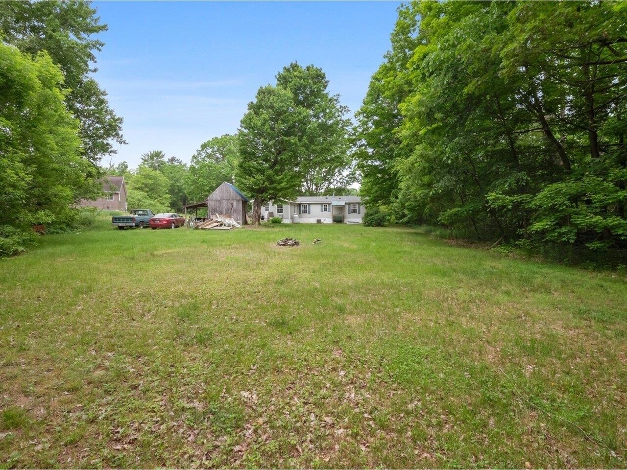 24 School House Hill Road
