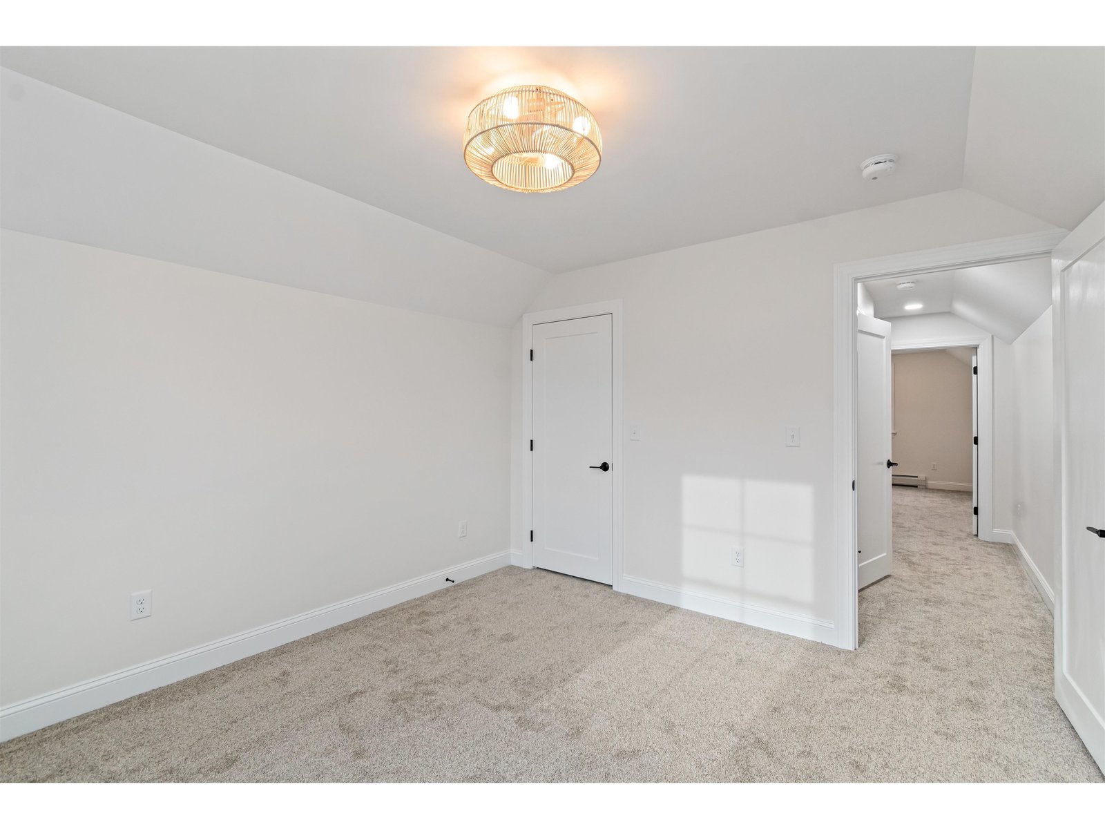 24 Upper Gilman Street, Unit 4