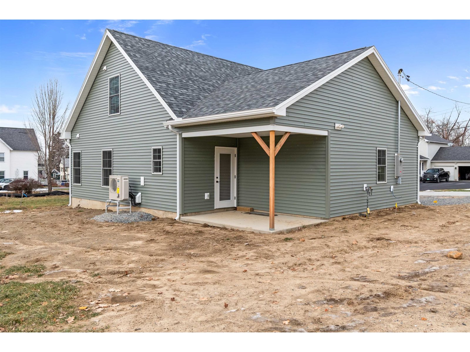 24 Upper Gilman Street, Unit 4
