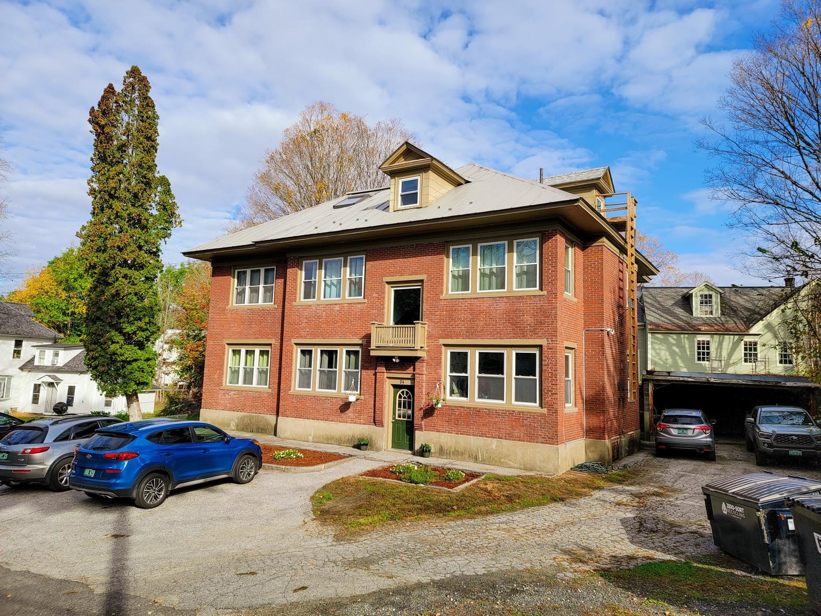24 Washington Street