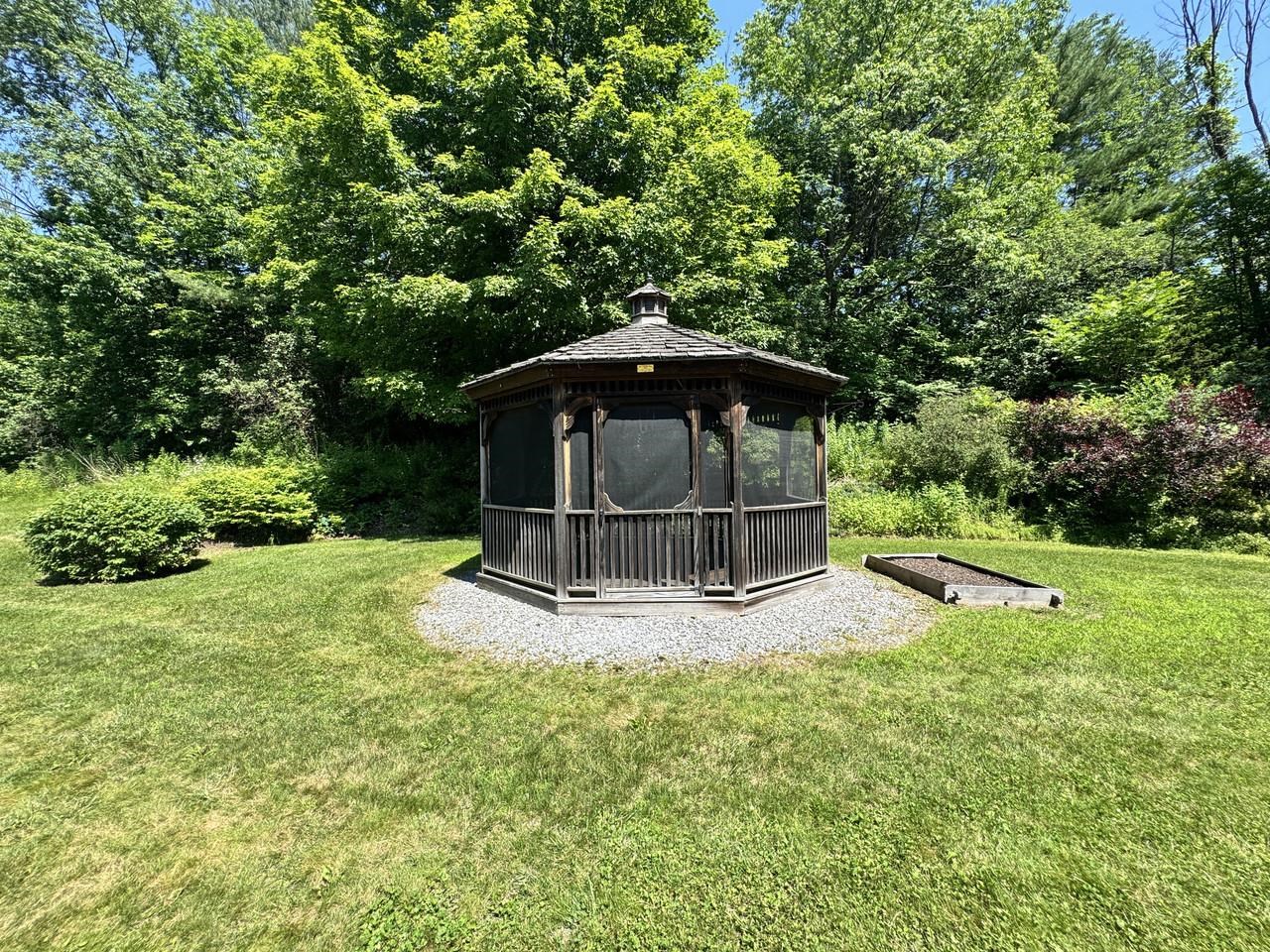 Garden Gazebo Retreat