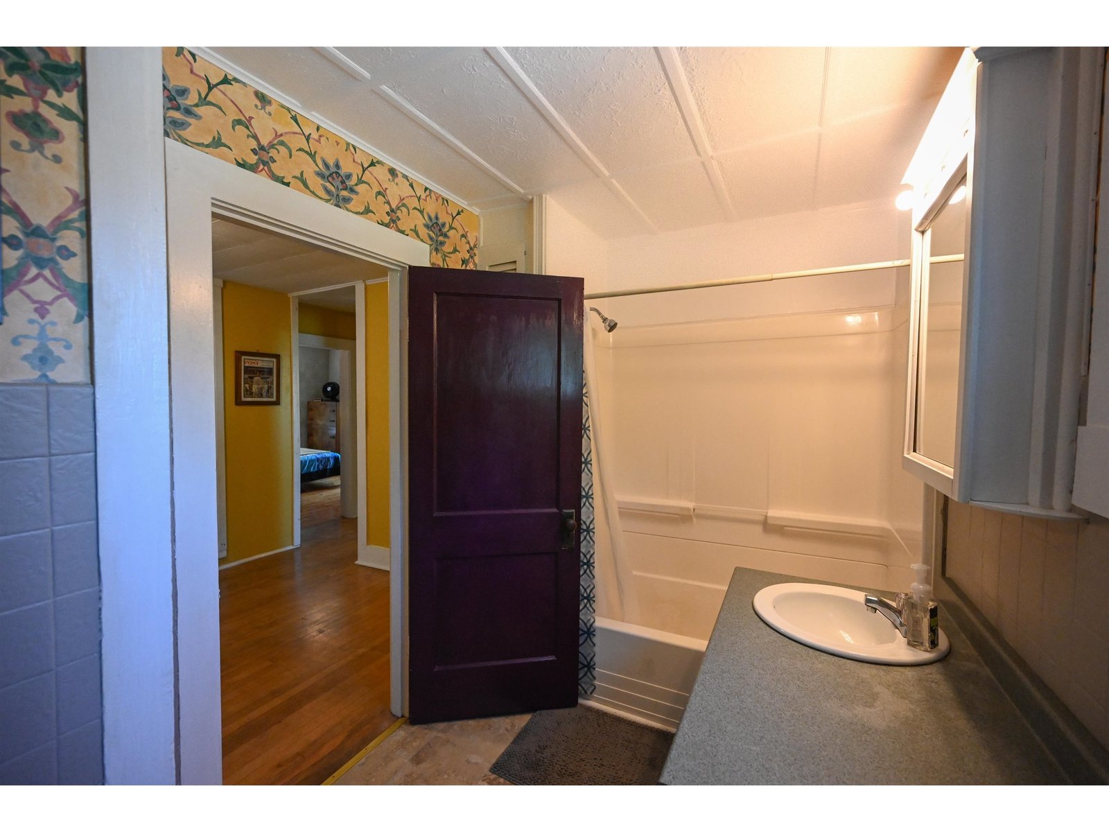 240 Lower Main E Street