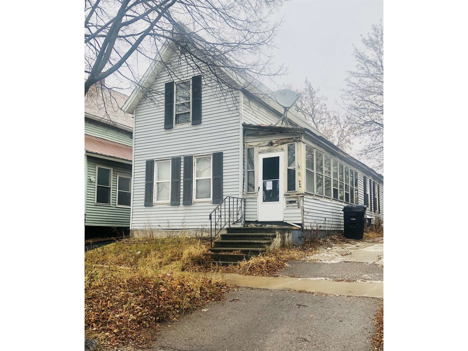 240 North Champlain Street