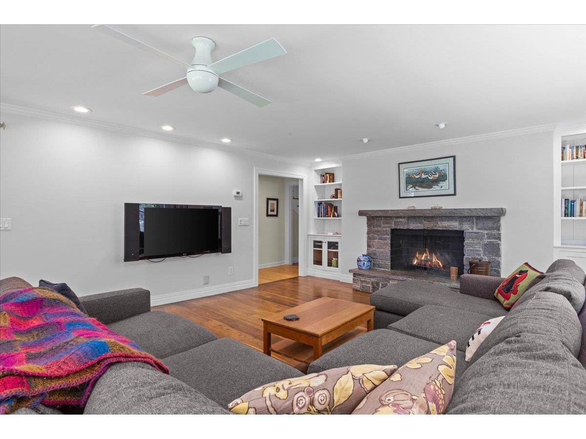 240 South Cove Road