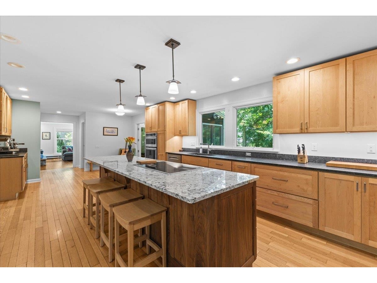 240 South Cove Road