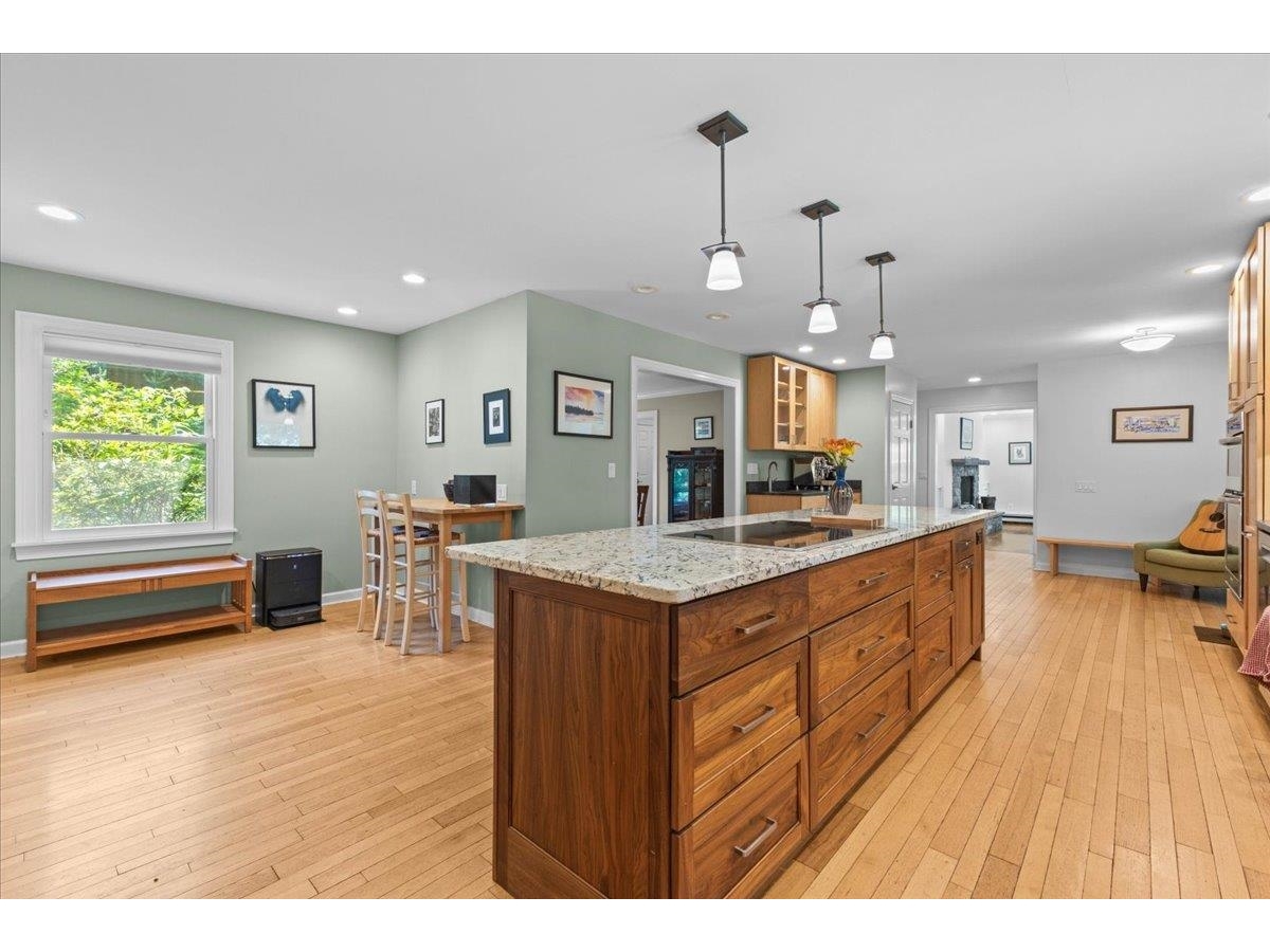 240 South Cove Road