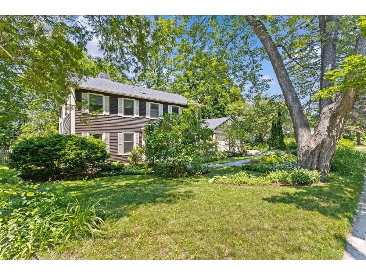 240 South Cove Road