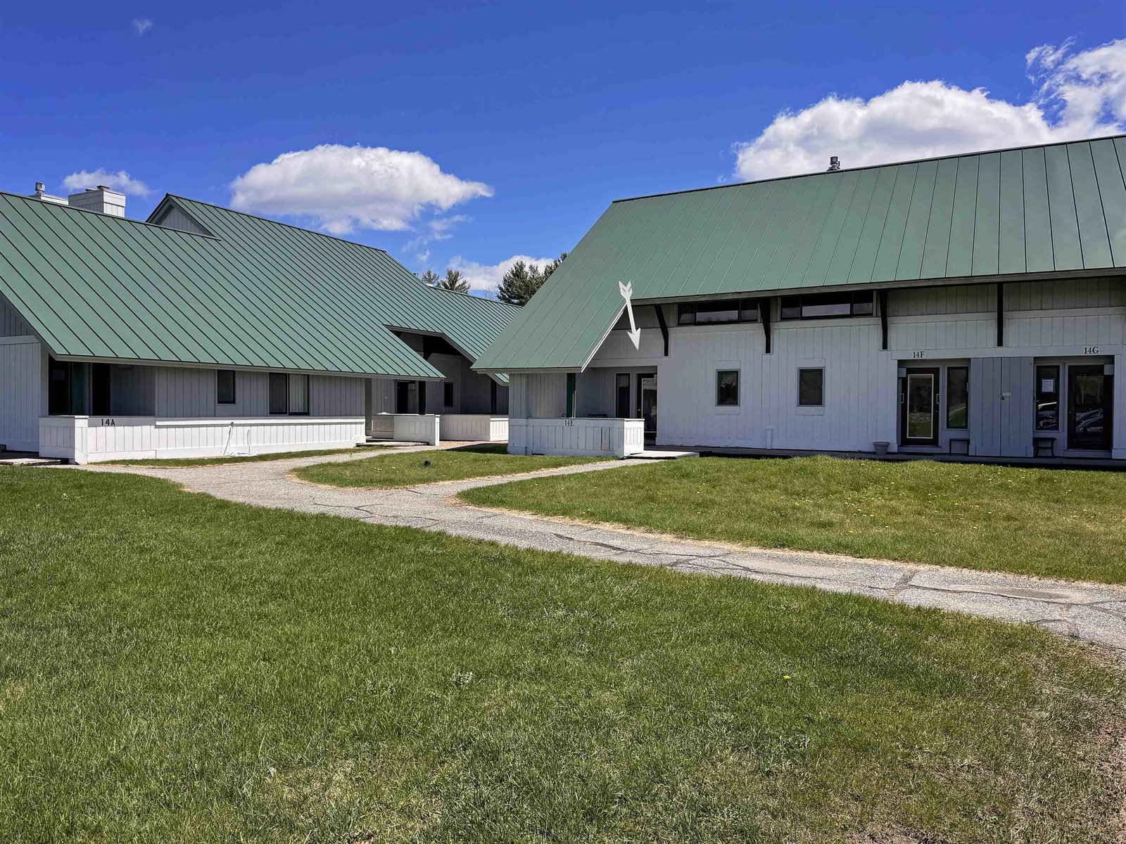 Front of Building and Condo 14E
