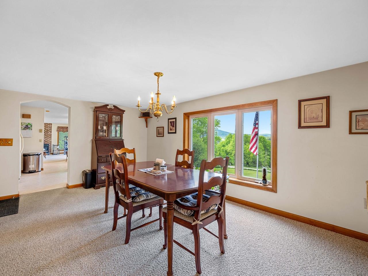 2403 Crosstown Road