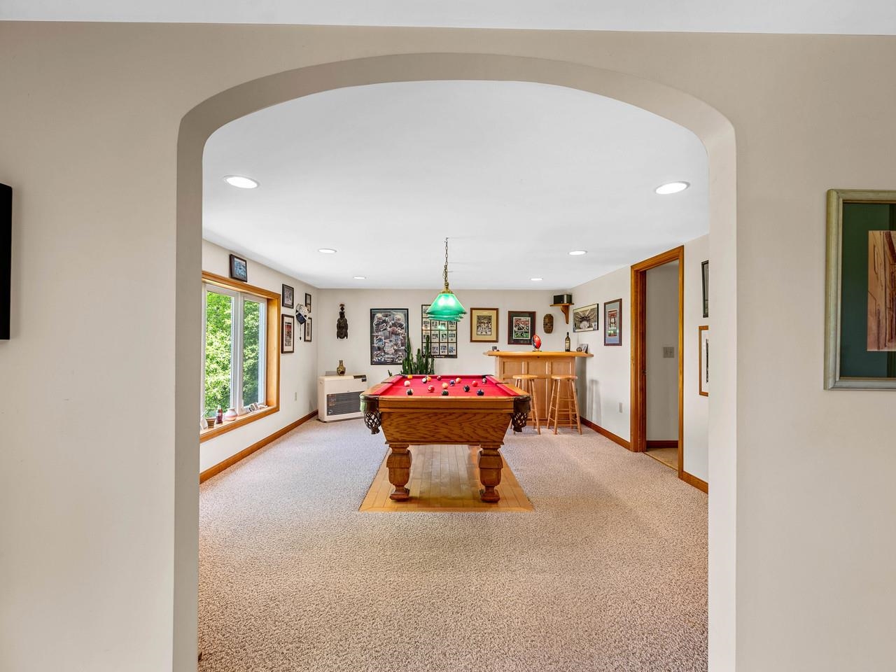 2403 Crosstown Road