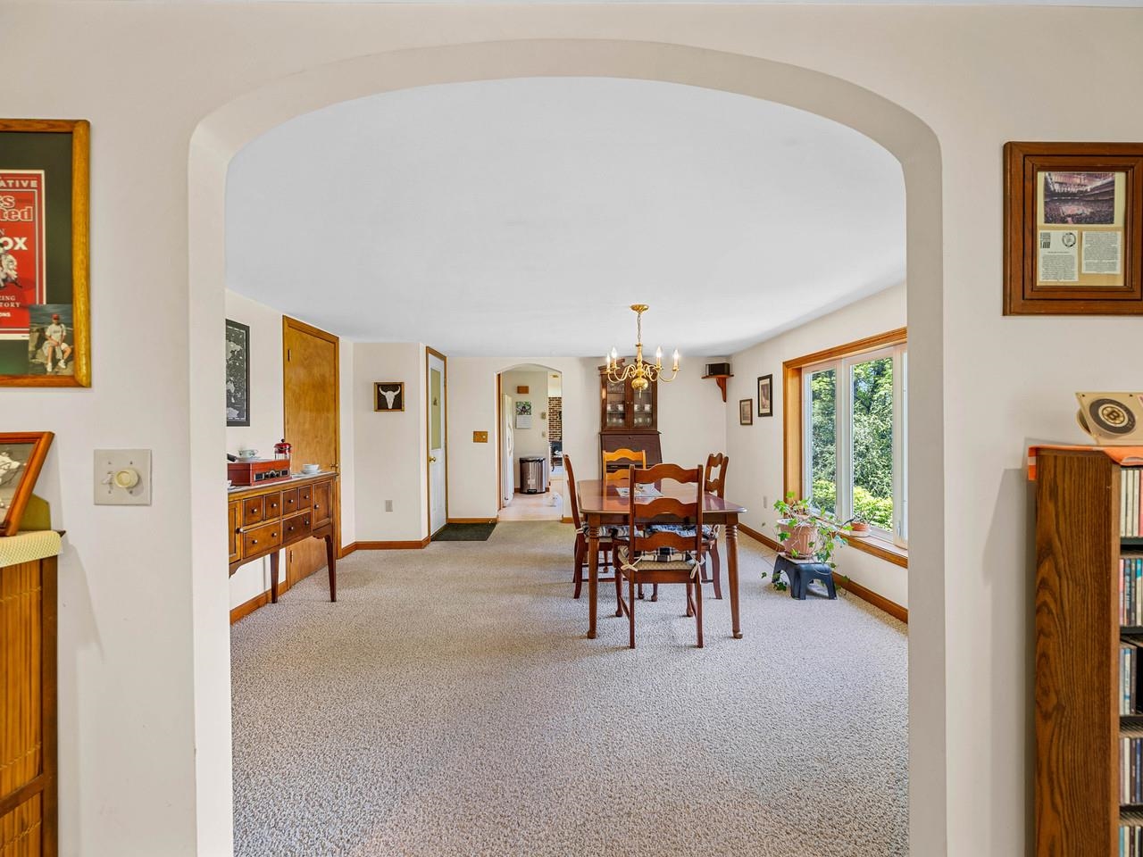 2403 Crosstown Road