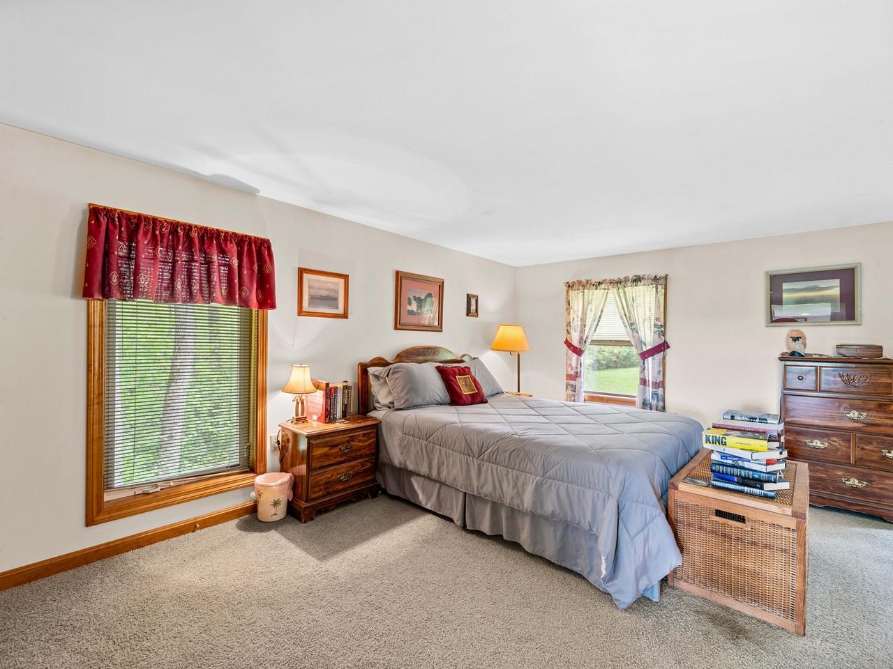 2403 Crosstown Road