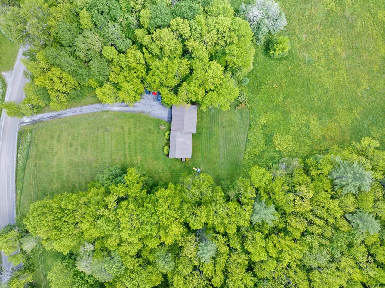 2403 Crosstown Road