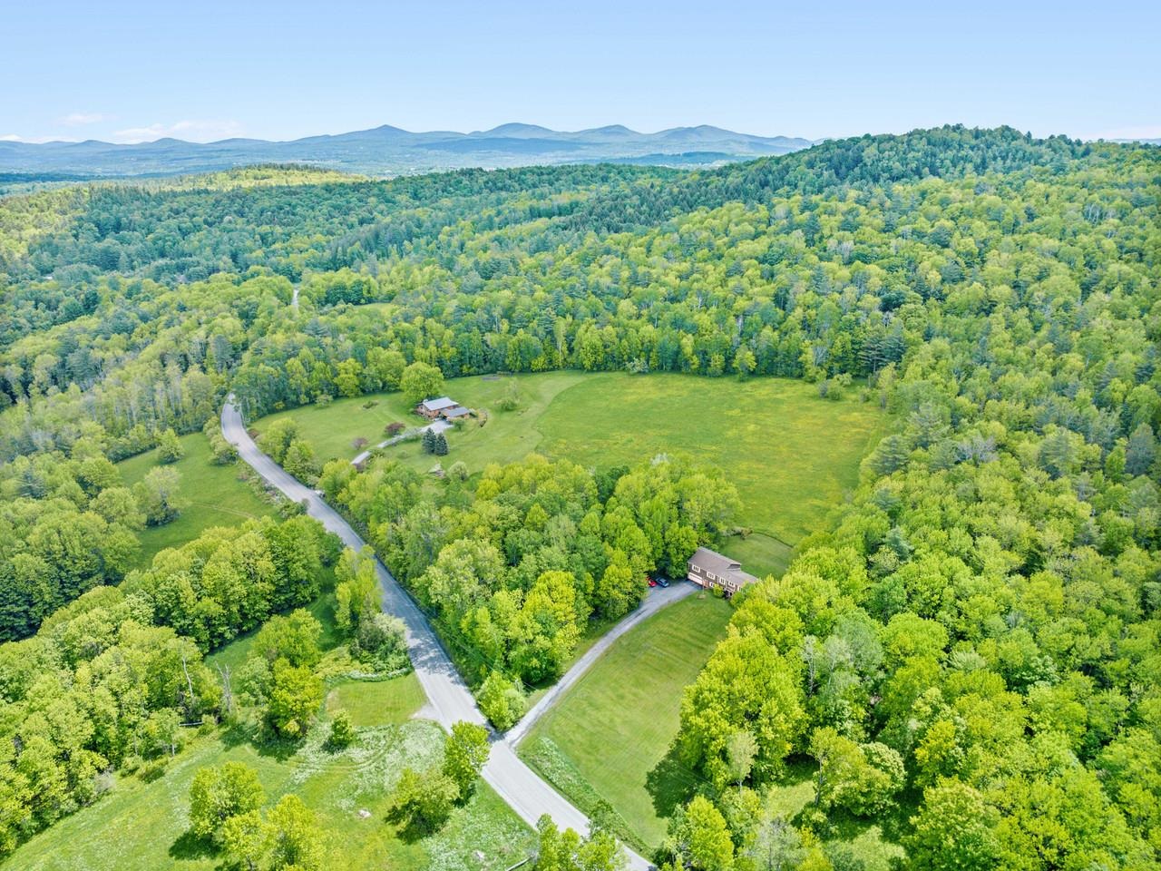 2403 Crosstown Road