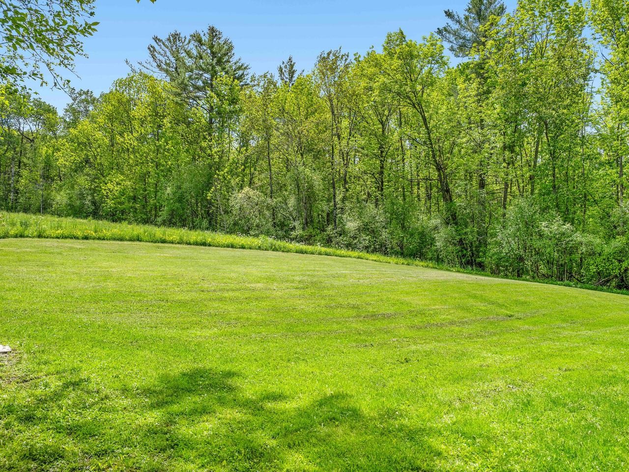 2403 Crosstown Road