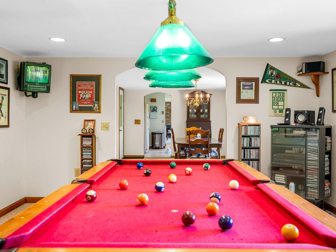 2403 Crosstown Road