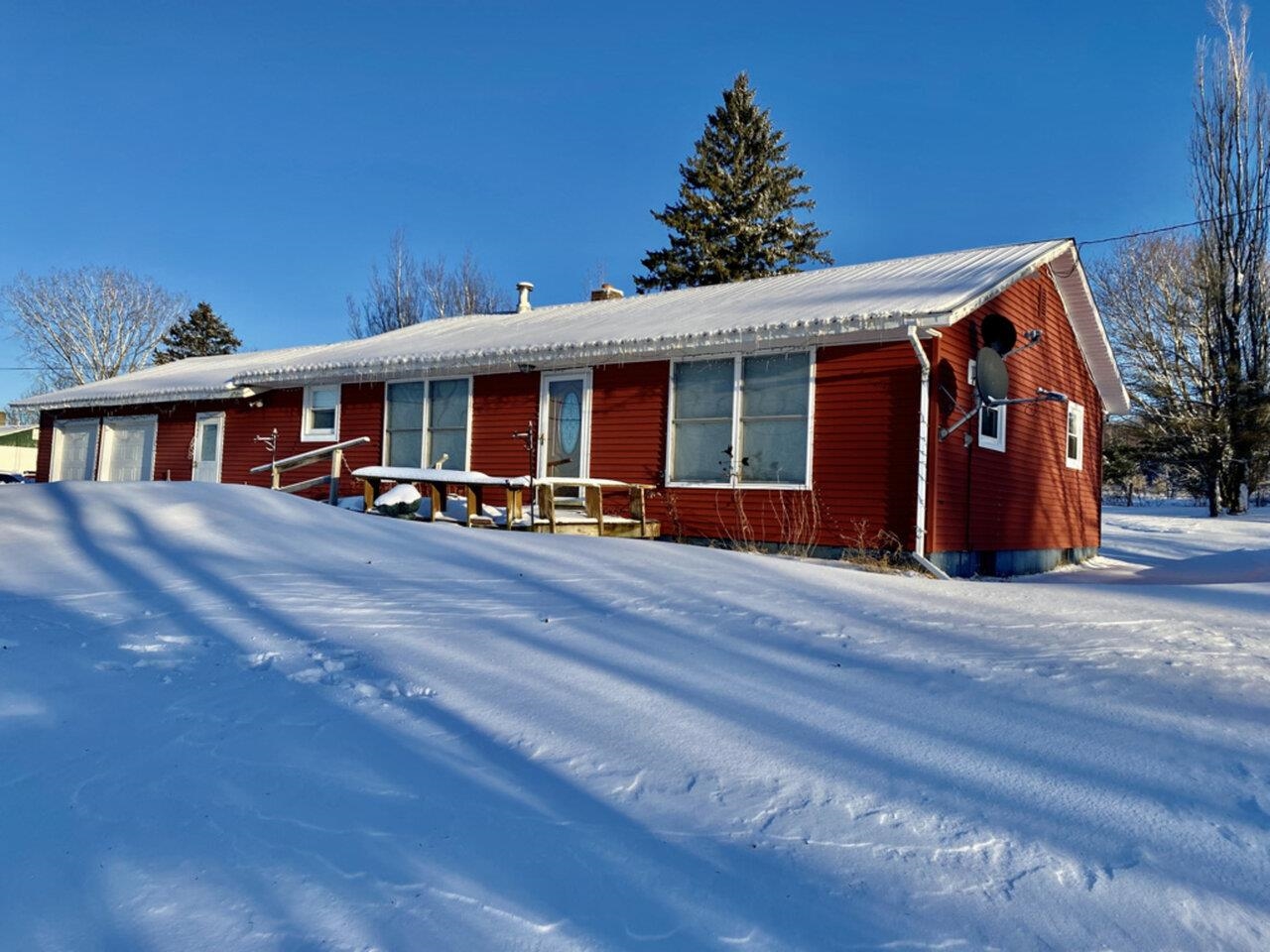 242 East Sheldon Road, Sheldon