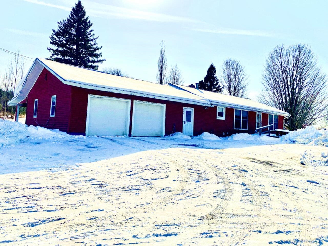 2-Car Garage, Workshop/Mud Rm.