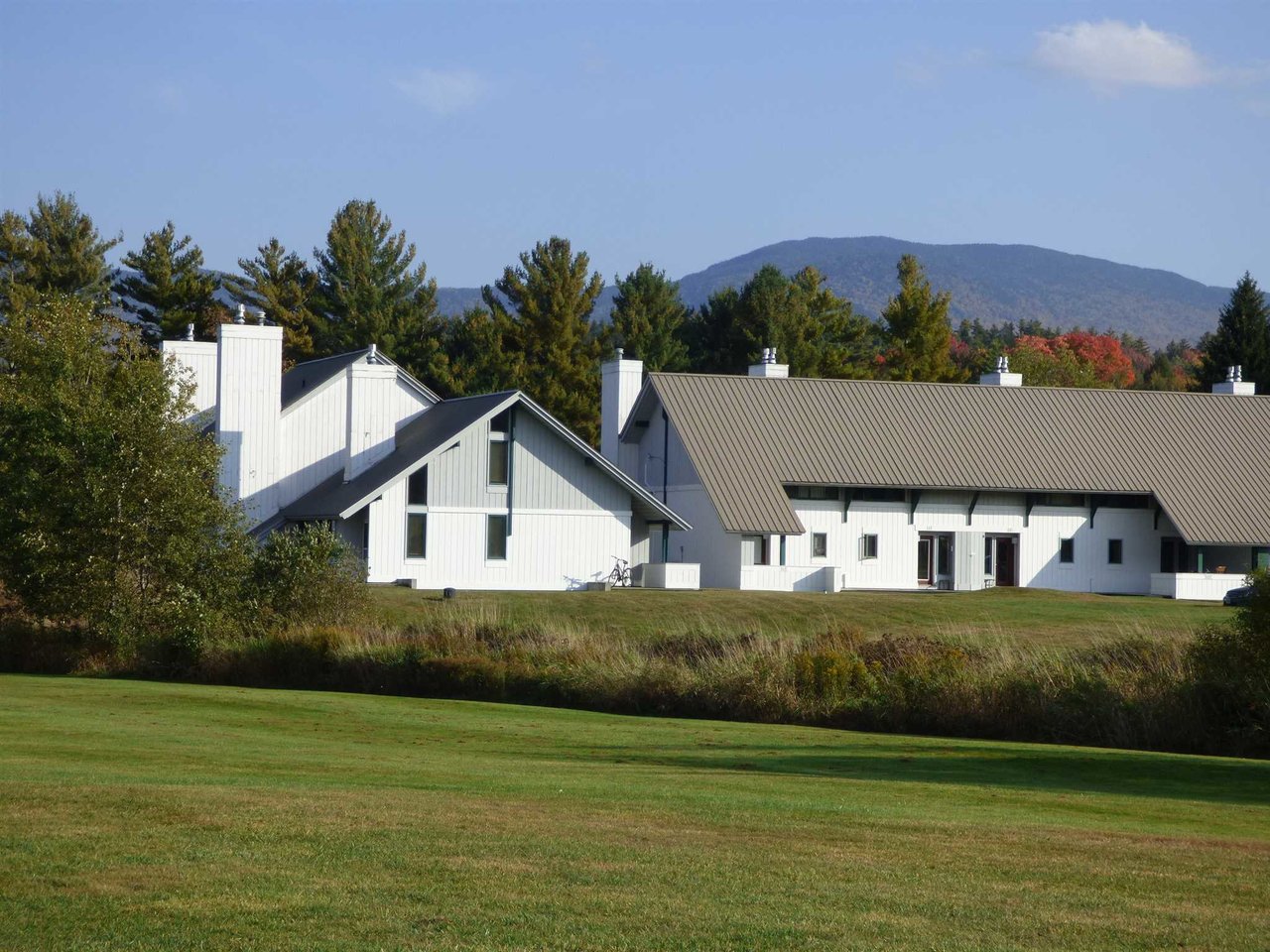 242 Village Green Drive, Unit 14C
