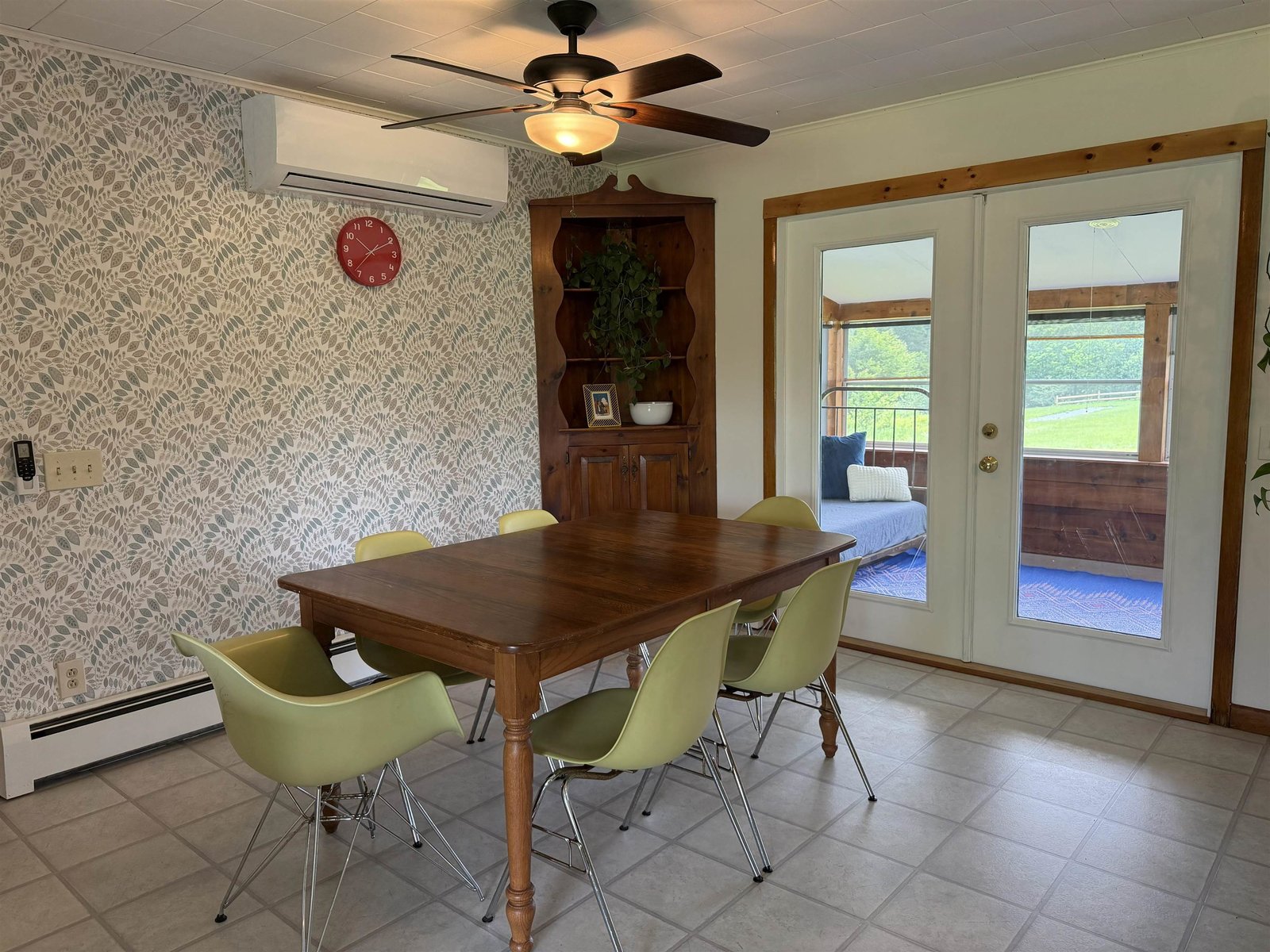 243 Goeltz Road