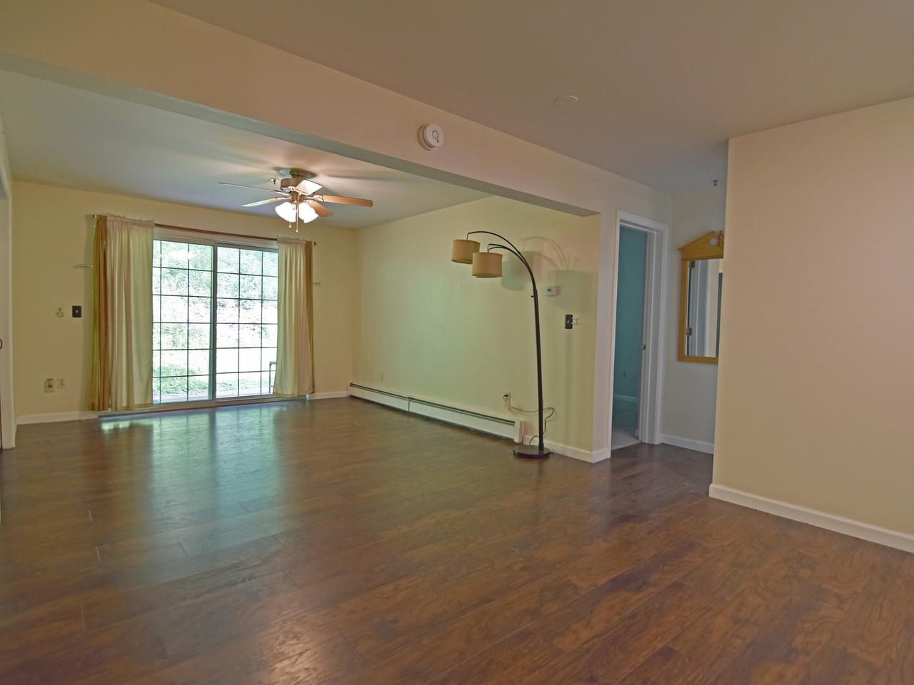 Easy open floor plan