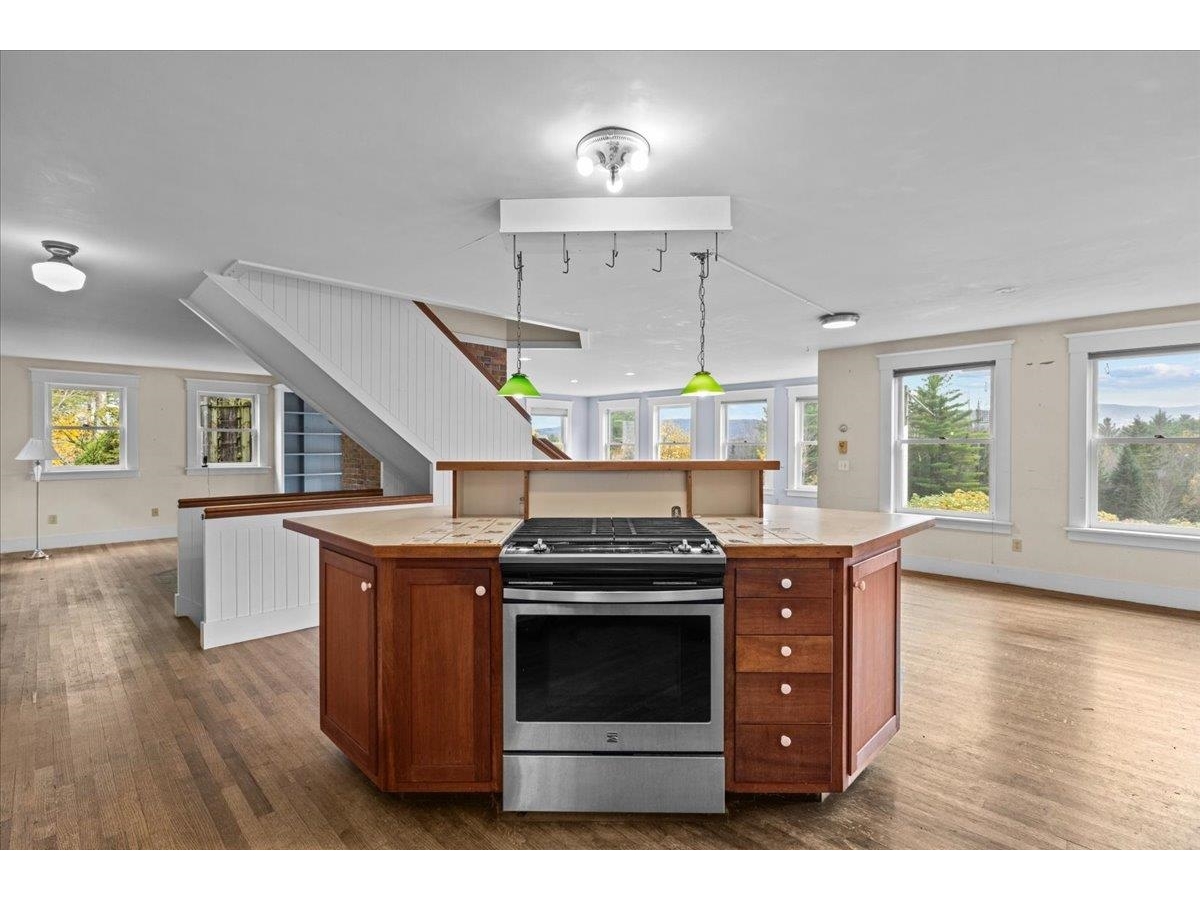 243 Lyle McKee Road