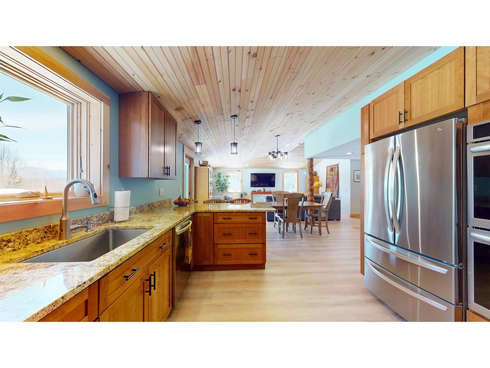 Main House - Kitchen