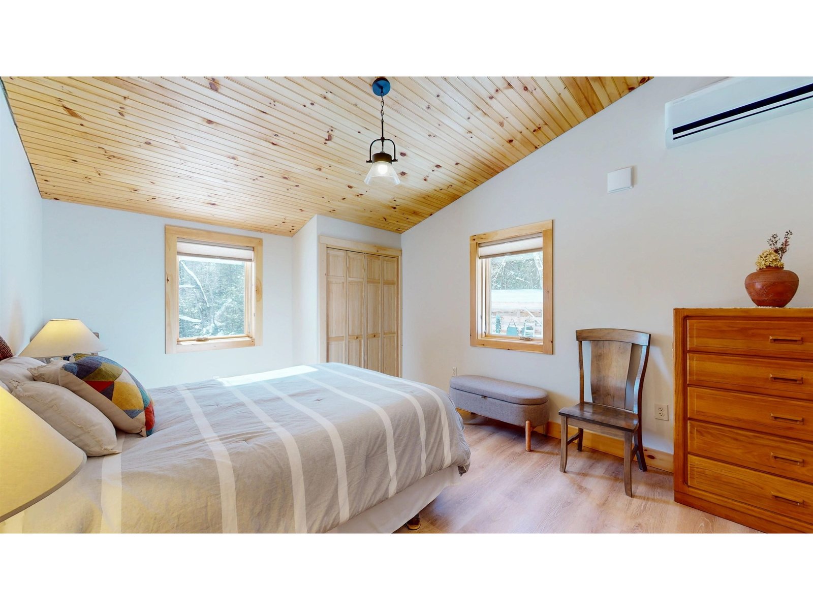 Main House - 1st Floor Bedroom