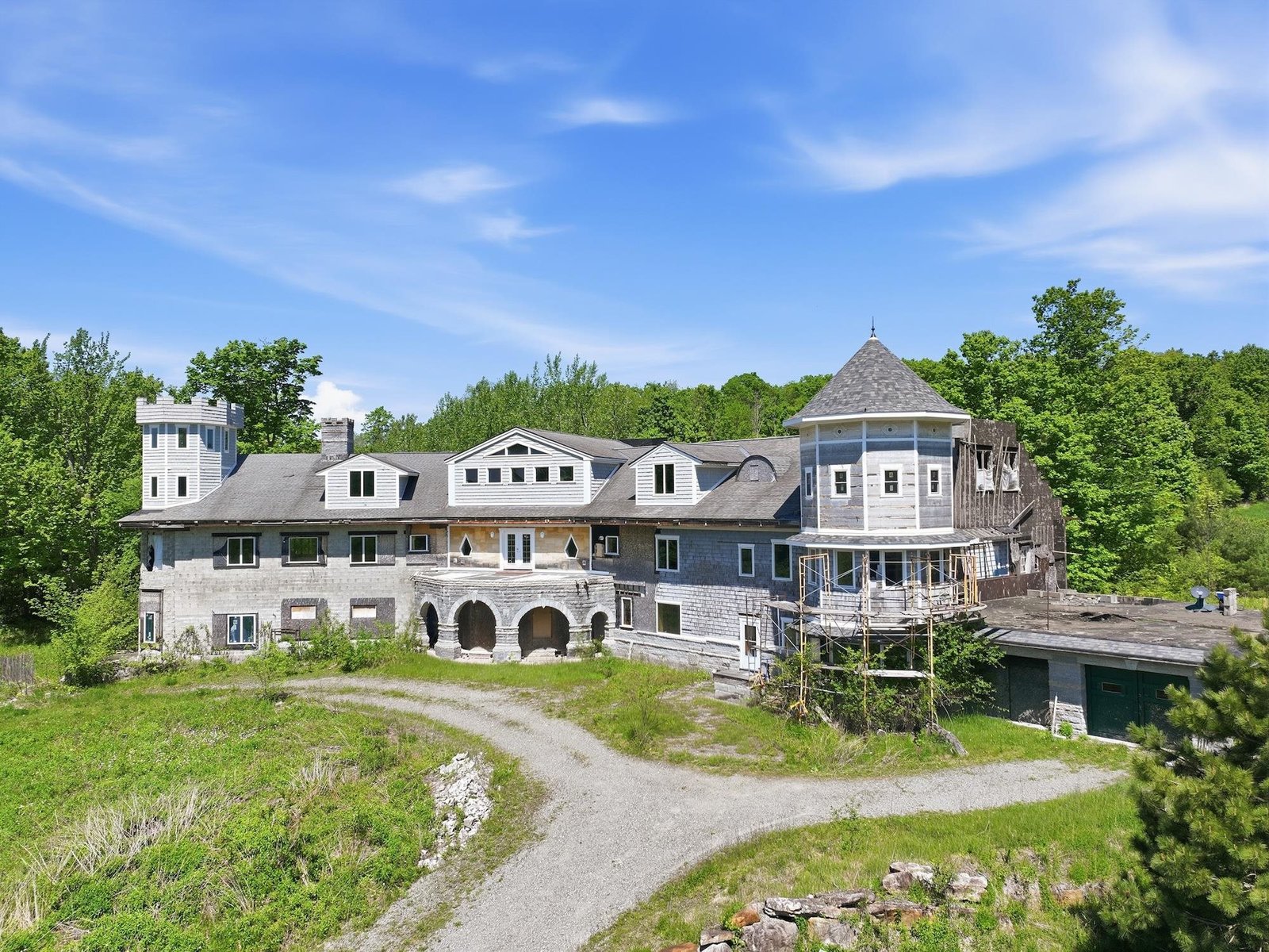 2437 Oakland Station Road