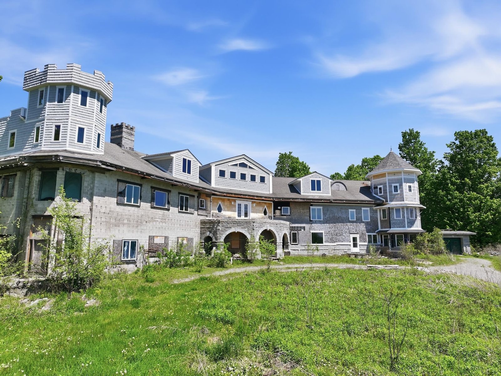 2437 Oakland Station Road