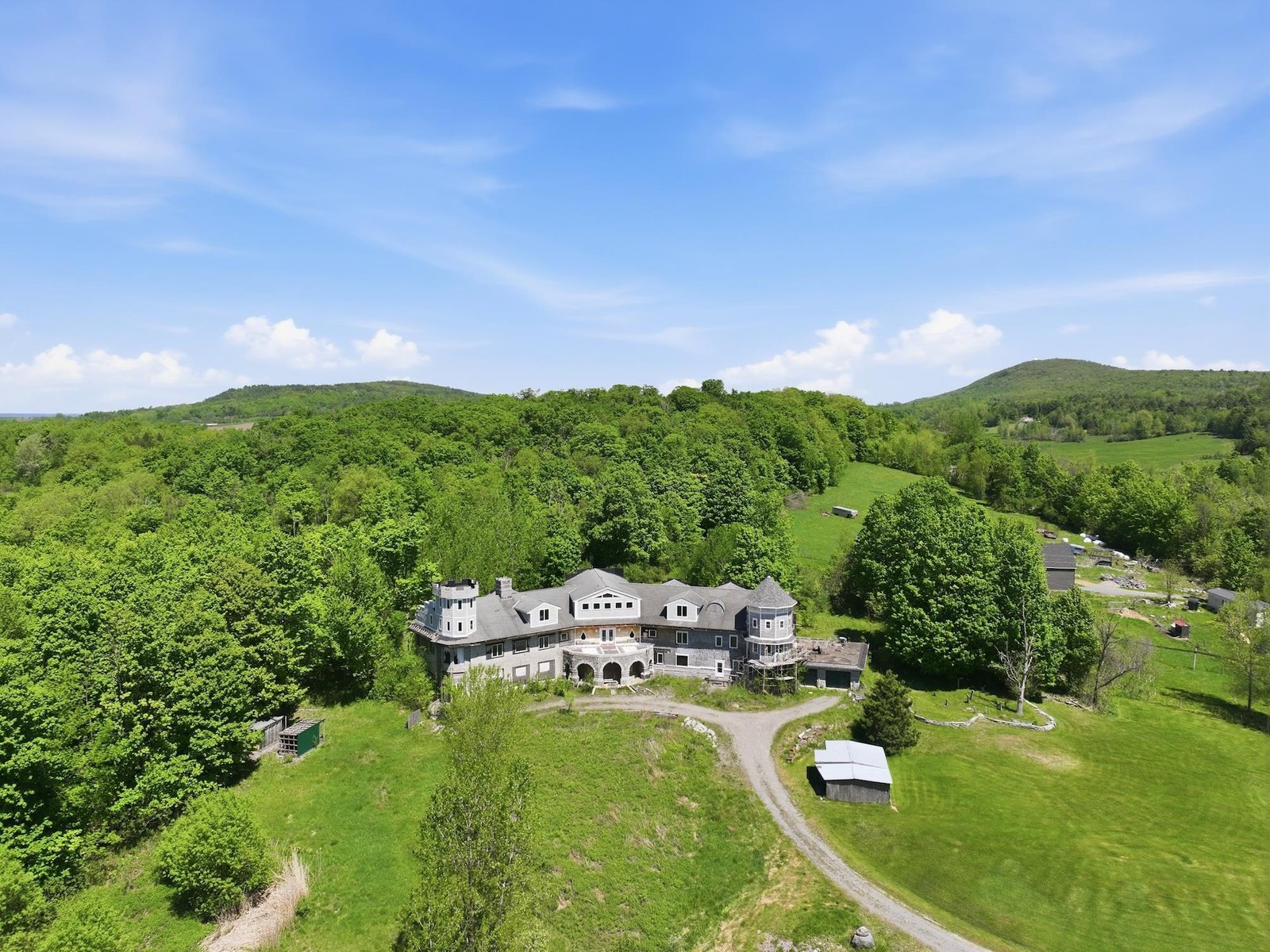 2437 Oakland Station Road