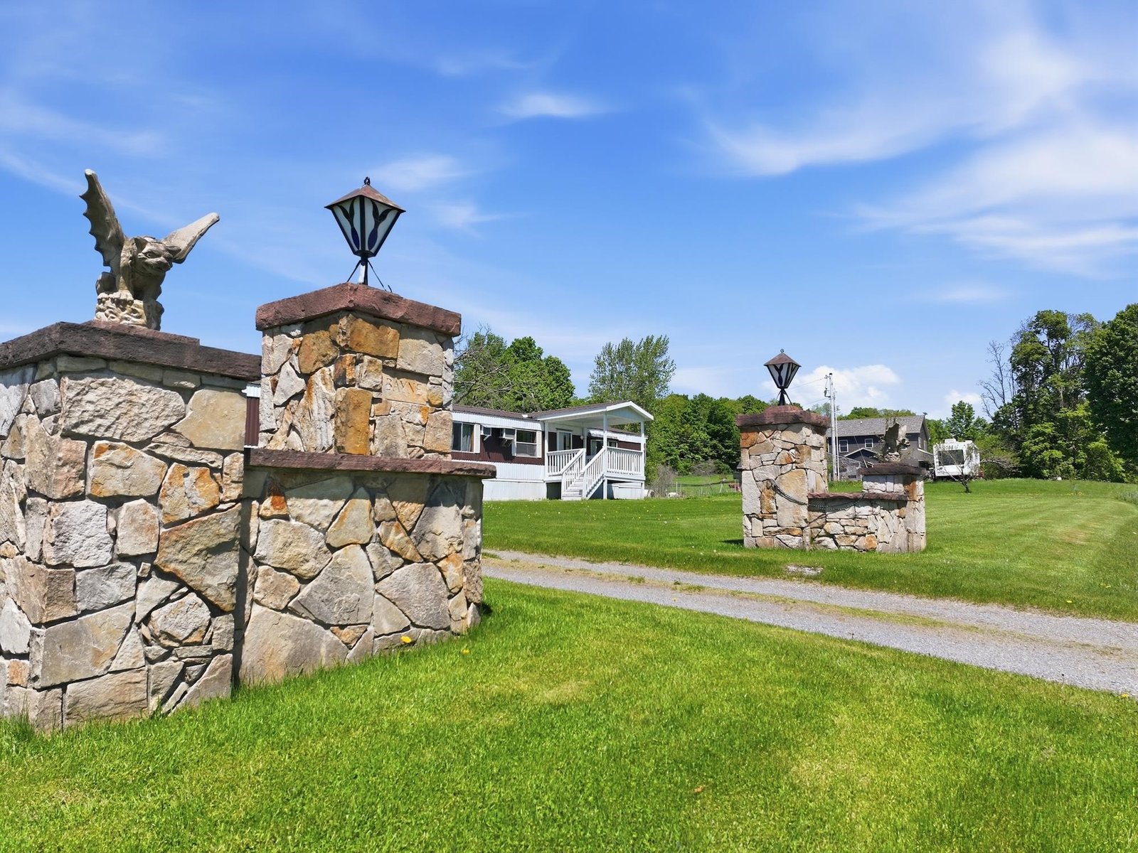 2437 Oakland Station Road