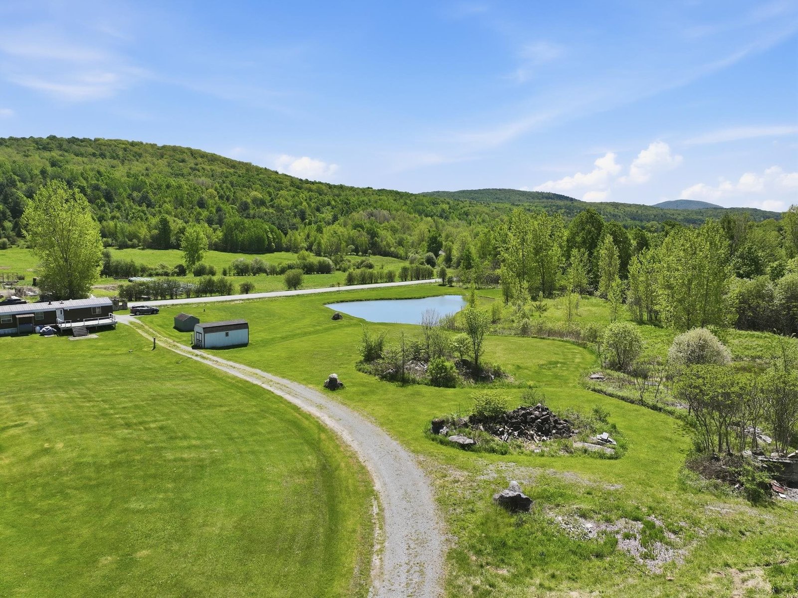 2437 Oakland Station Road