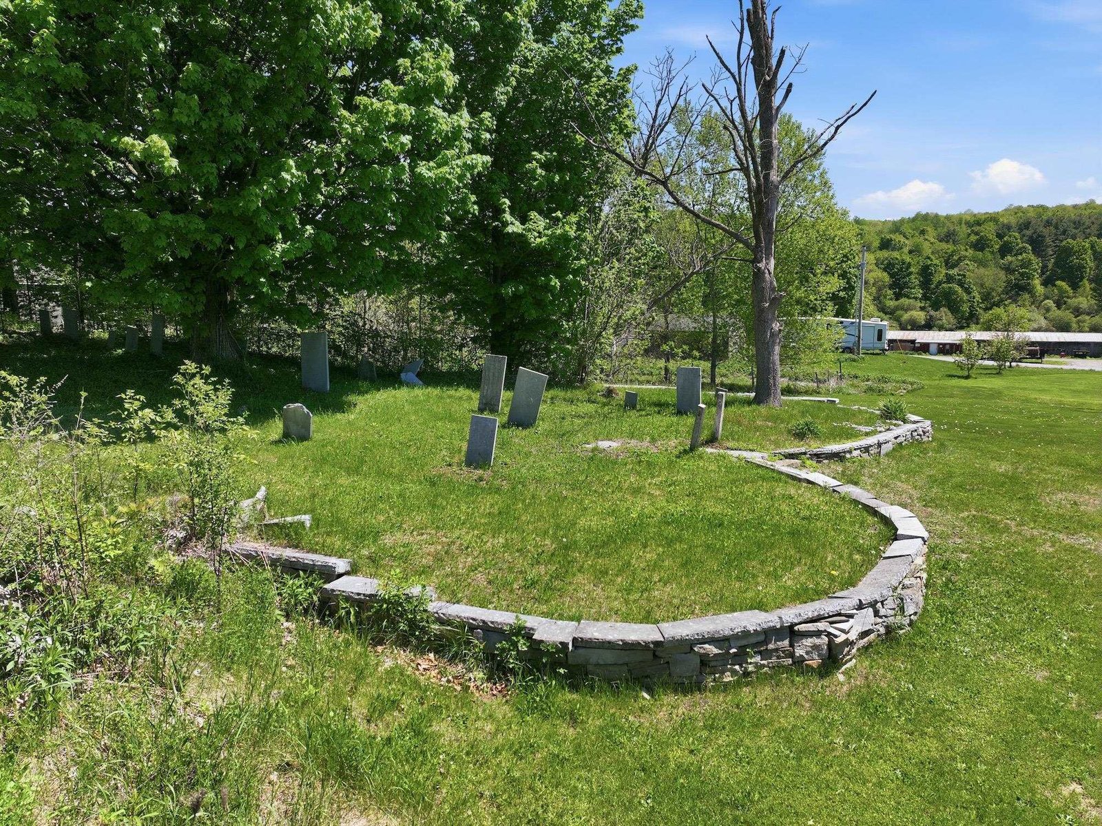2437 Oakland Station Road