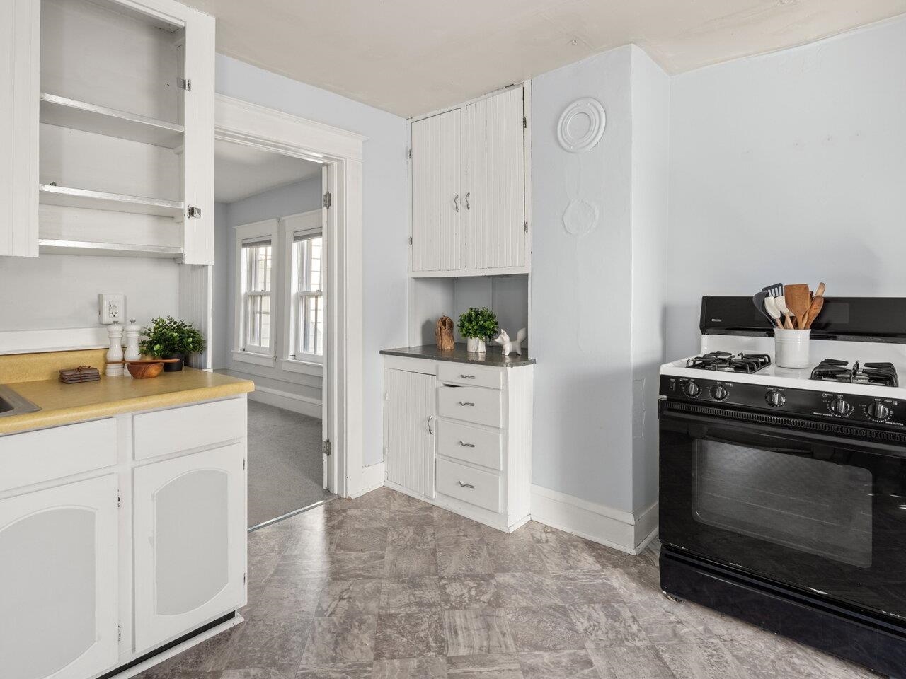 Unit 2 | Kitchen