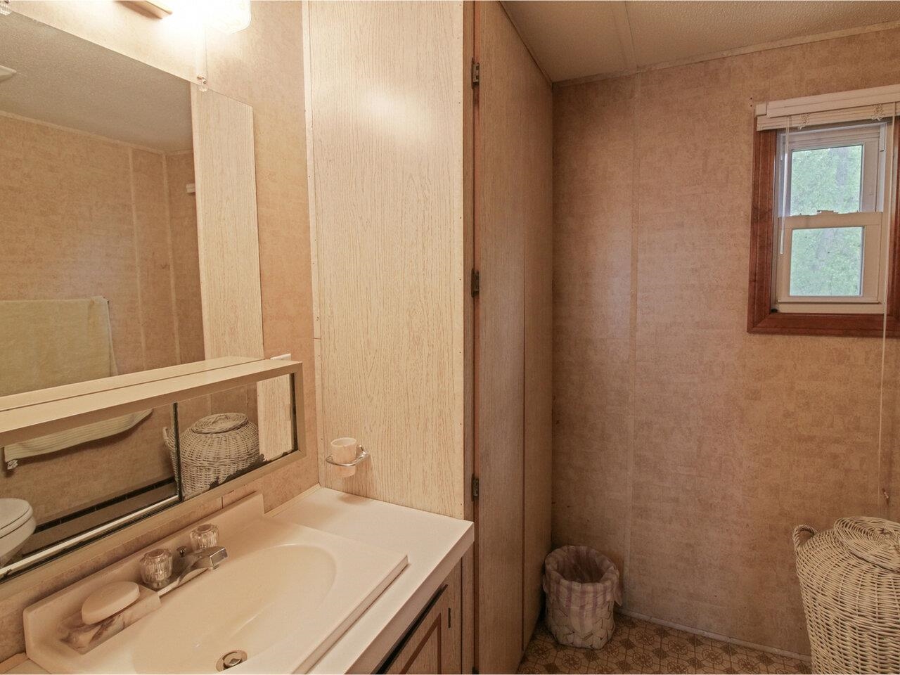 Full Bath