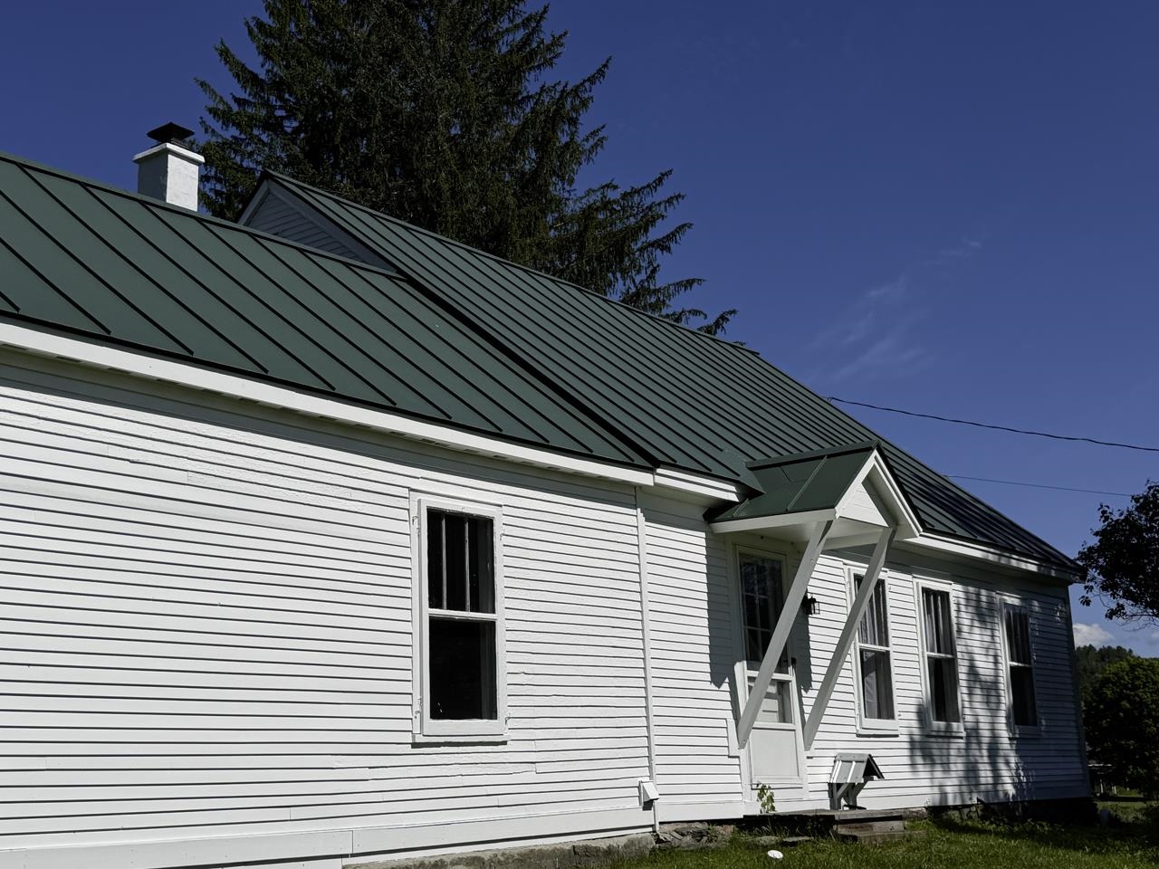 2443 Route 100B, Moretown
