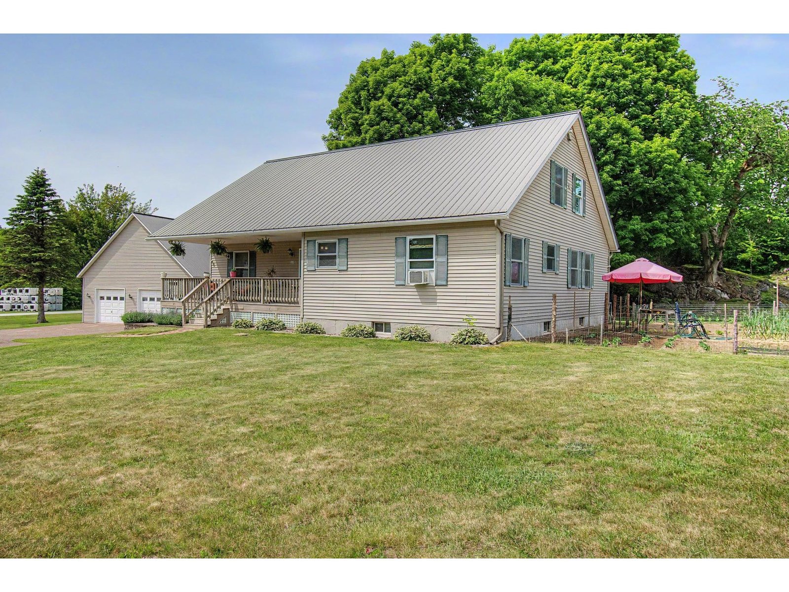 2446 Carter Hill Road